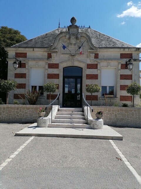 Mairie d'Angeac-Champagne